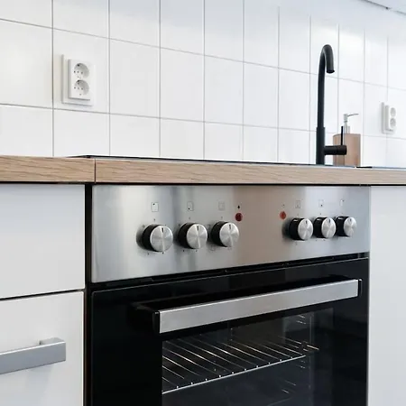 Zentrale Fuer 6 Gaeste 7 Gehminuten Zum Bahnhof Apartment Eisenach